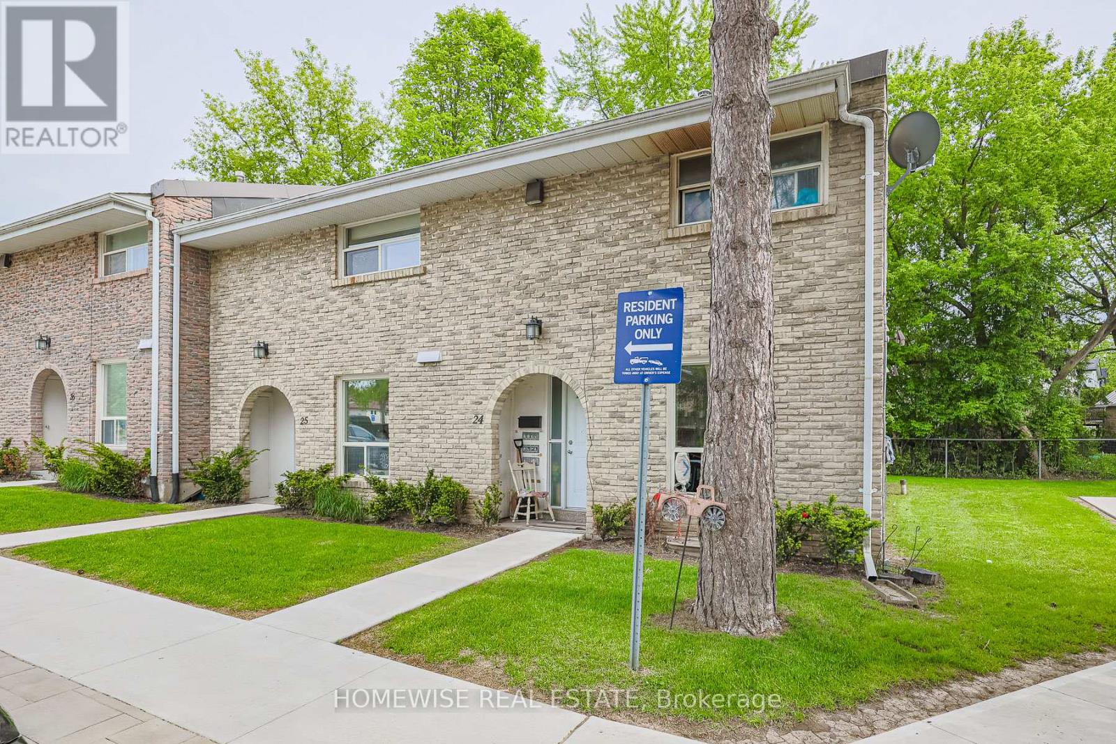 25 - 560 WAVERLY STREET N, Oshawa, Ontario