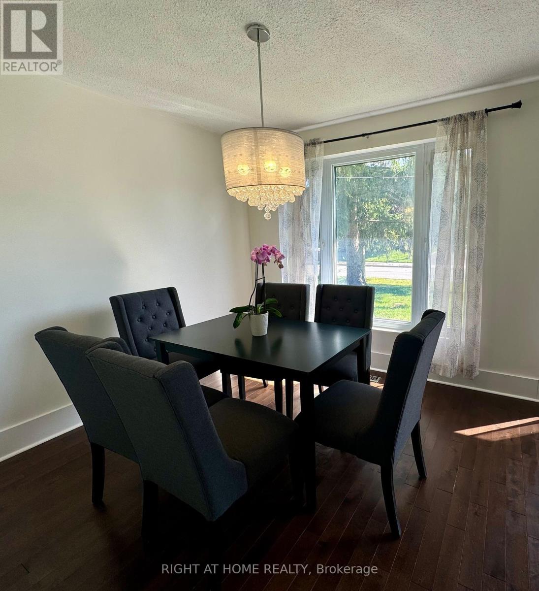 773 Elgin Street, Newmarket (Huron Heights-Leslie Valley), Ontario  L3Y 5H4 - Photo 8 - N12201166