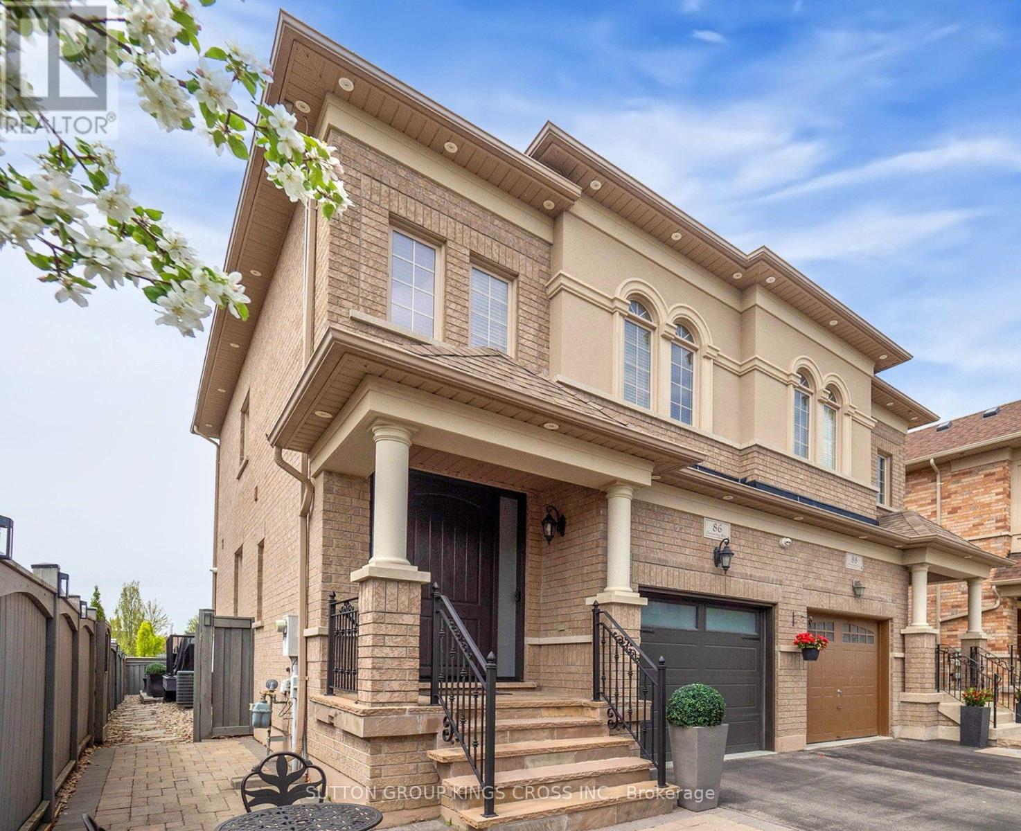 86 Ostrovsky Road, Vaughan (Vellore Village), Ontario  L4H 0V9 - Photo 2 - N12201220