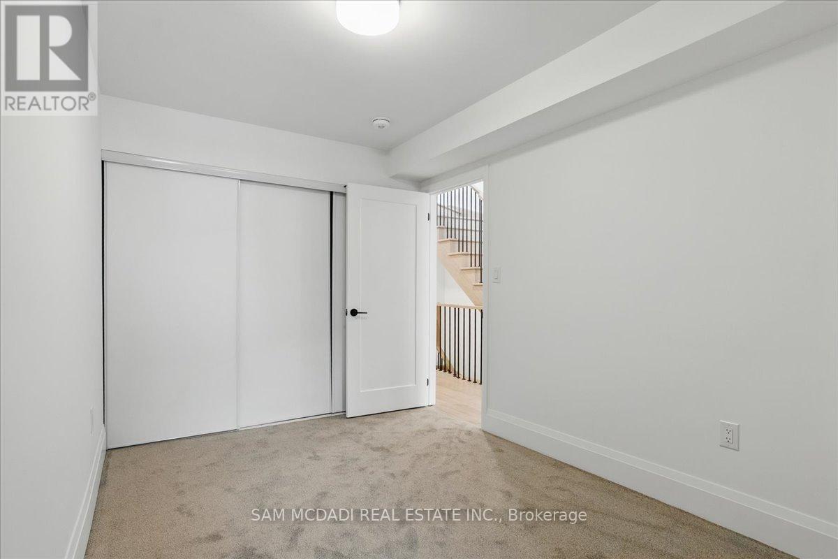 33 Burleigh Mews, Vaughan, Ontario  L4J 8A2 - Photo 31 - N12201246