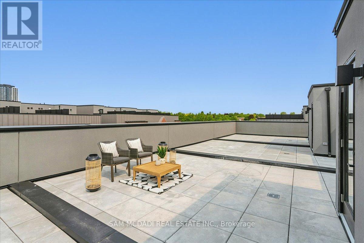 33 Burleigh Mews, Vaughan, Ontario  L4J 8A2 - Photo 38 - N12201246