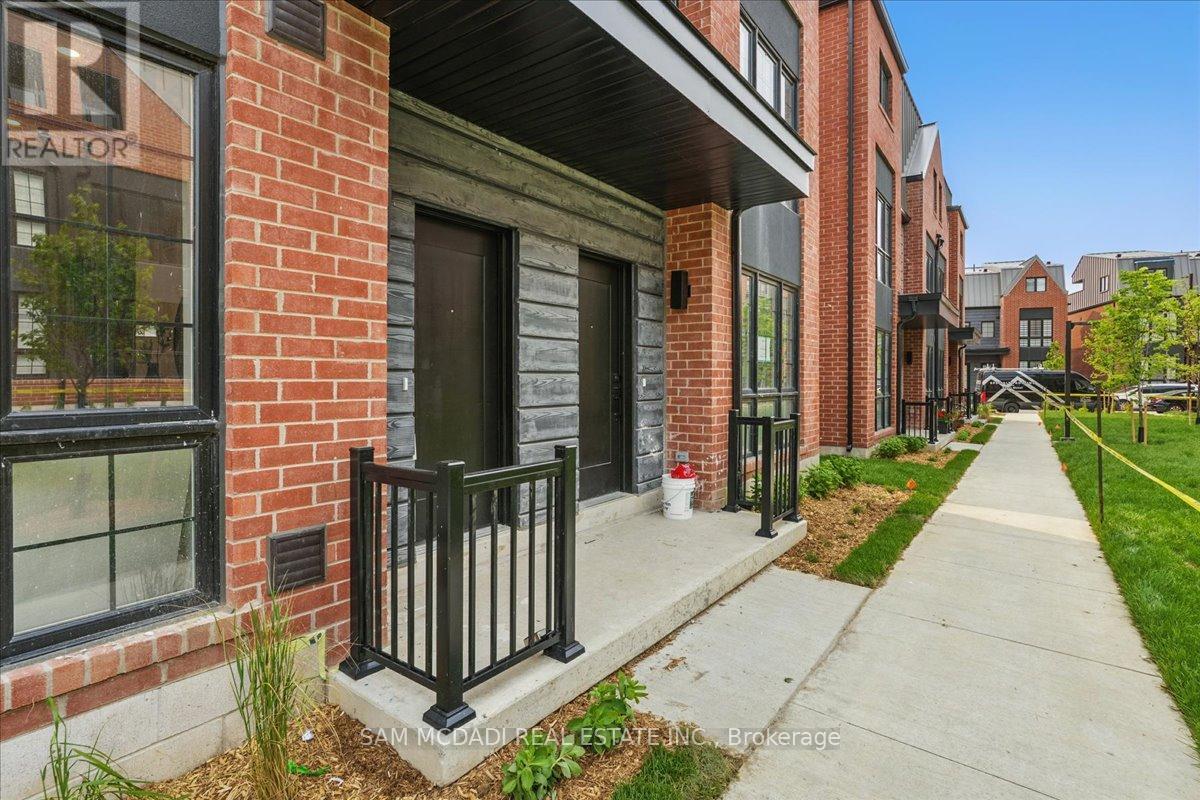 33 Burleigh Mews, Vaughan, Ontario  L4J 8A2 - Photo 41 - N12201246