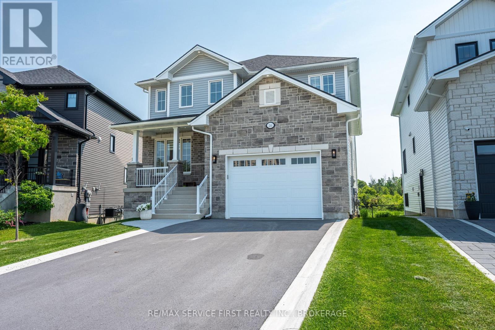 244 Mill Pond Place, Kingston, Ontario  K7M 0C9 - Photo 2 - X12201285