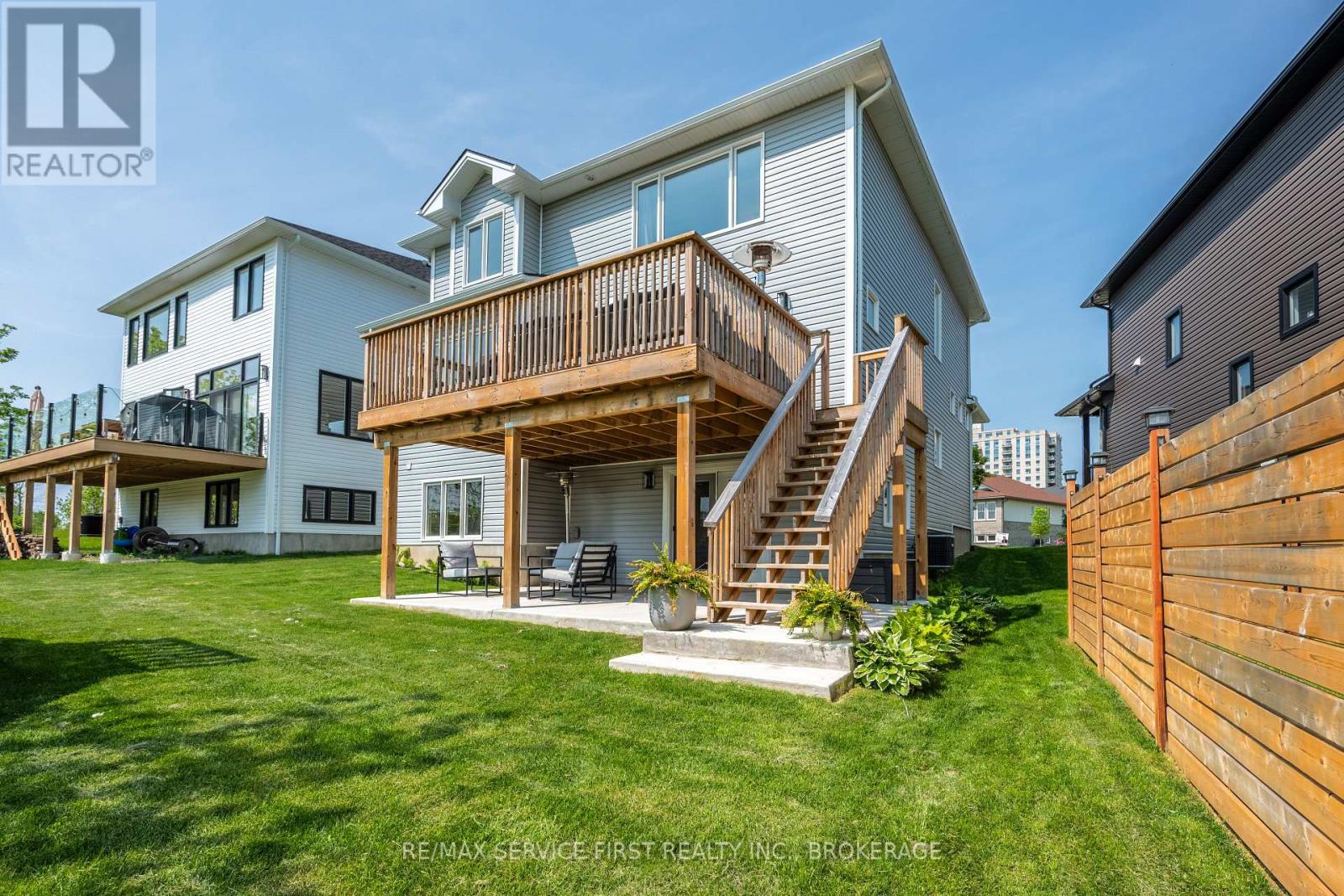 244 Mill Pond Place, Kingston, Ontario  K7M 0C9 - Photo 4 - X12201285