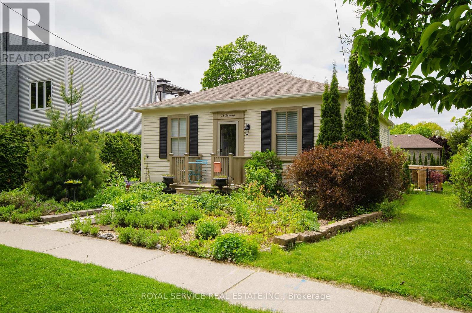 Property at 78 BRAMLEY STREET S image 3