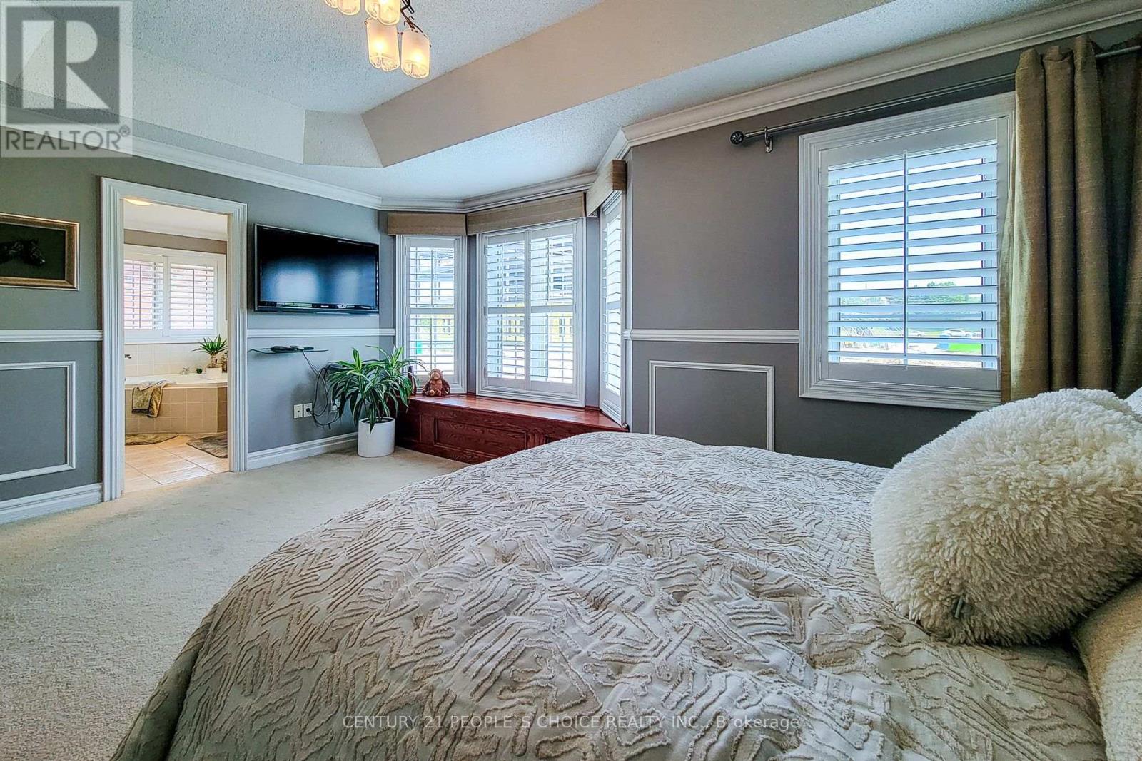 15 Bellamy Court, Brampton (Bram West), Ontario  L6Y 5M1 - Photo 30 - W12201138