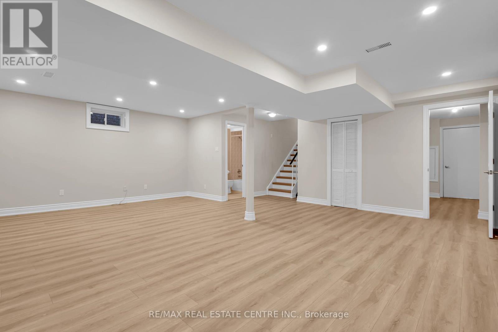 5968 Brookhaven Way, Mississauga, Ontario  L5V 2T9 - Photo 35 - W12201140