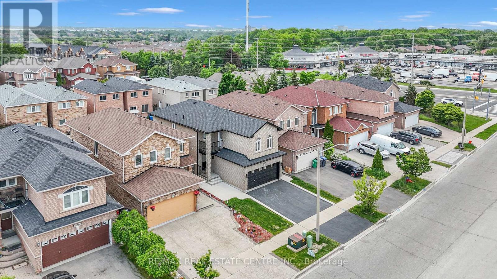 5968 Brookhaven Way, Mississauga, Ontario  L5V 2T9 - Photo 5 - W12201140