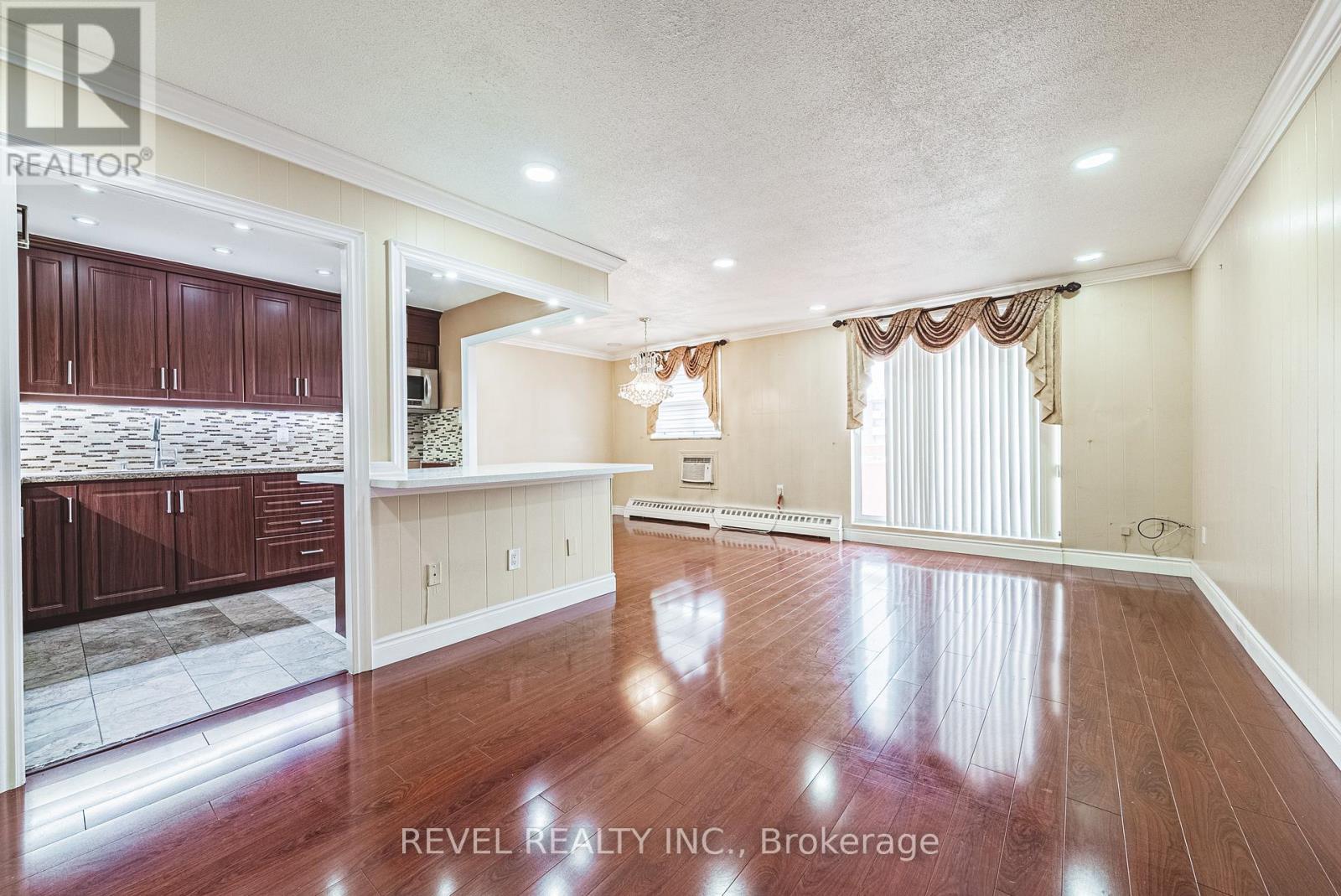 805 - 3577 Derry Road E, Mississauga, Ontario  L4T 1B3 - Photo 10 - W12201200