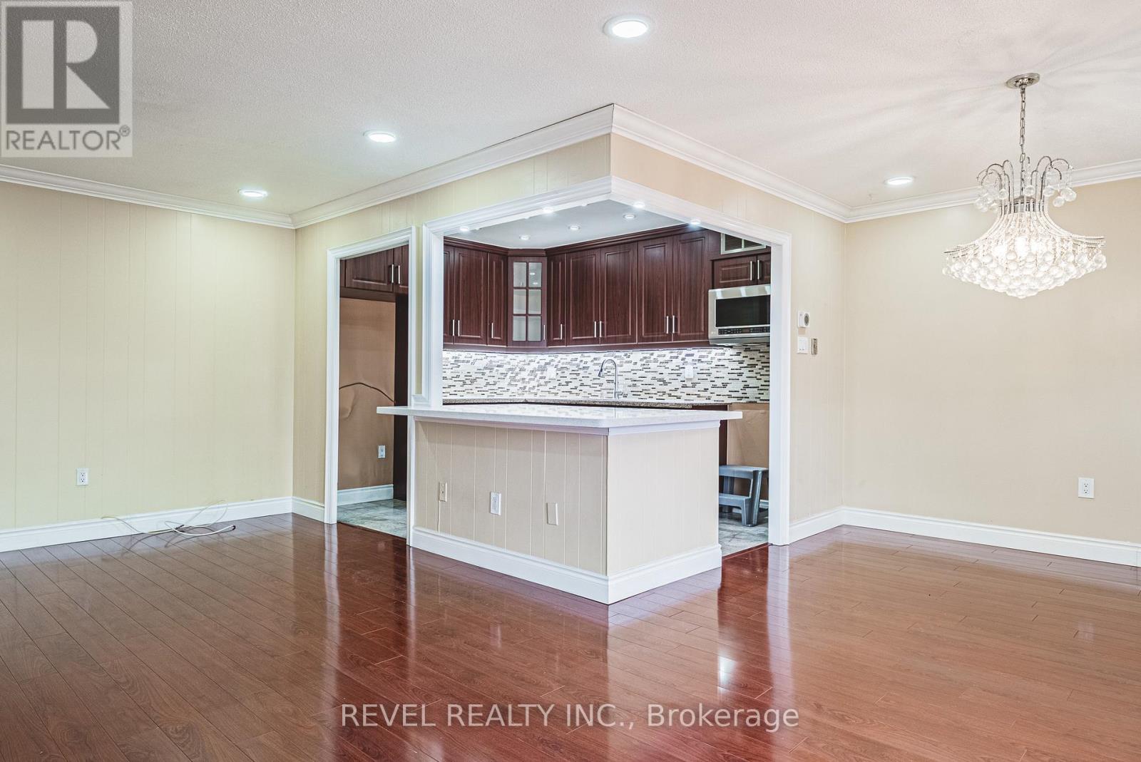 805 - 3577 Derry Road E, Mississauga, Ontario  L4T 1B3 - Photo 11 - W12201200