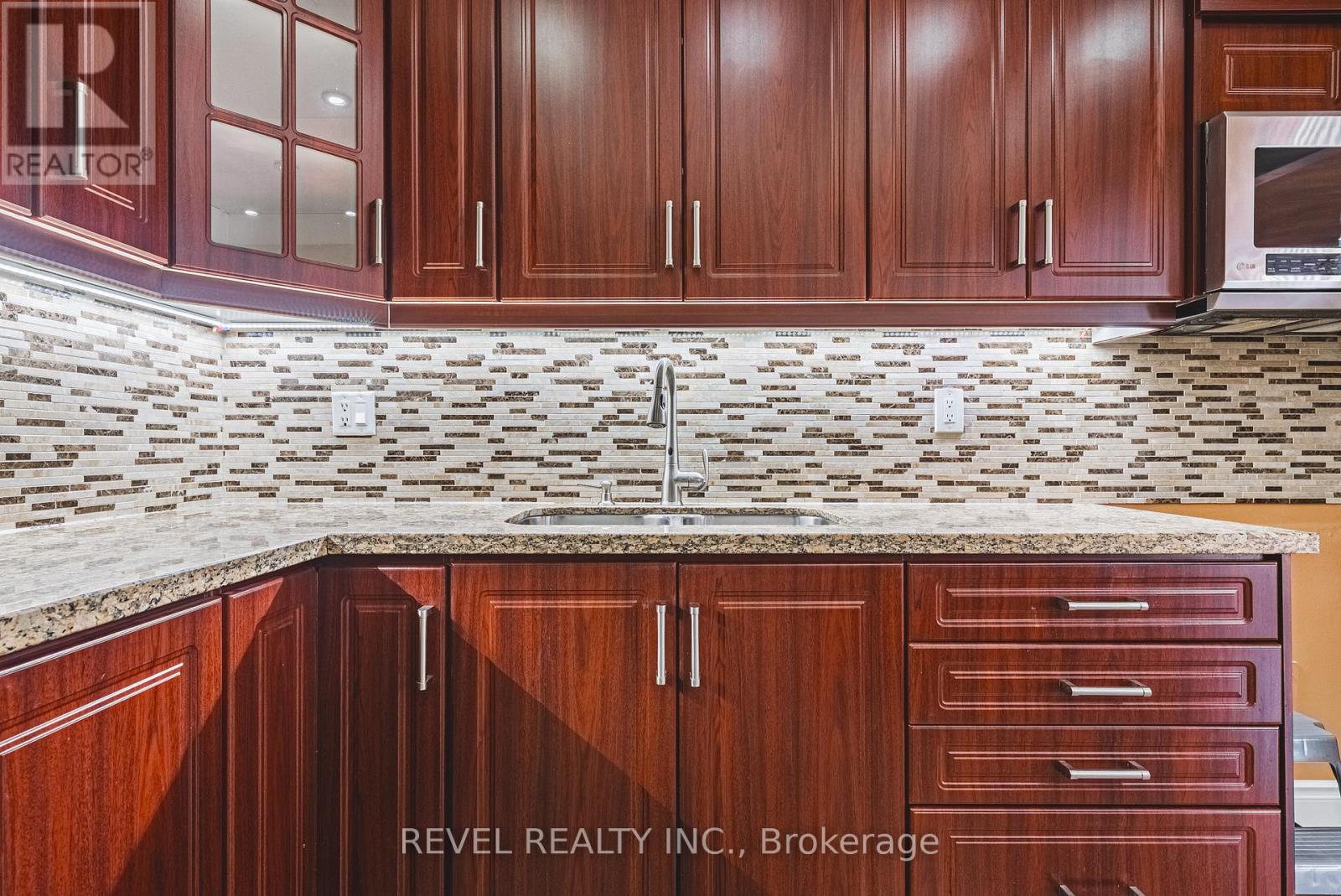805 - 3577 Derry Road E, Mississauga, Ontario  L4T 1B3 - Photo 14 - W12201200