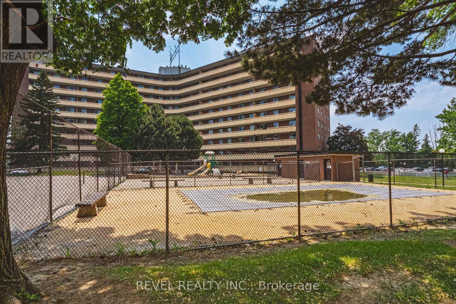 805 - 3577 Derry Road E, Mississauga, Ontario  L4T 1B3 - Photo 32 - W12201200