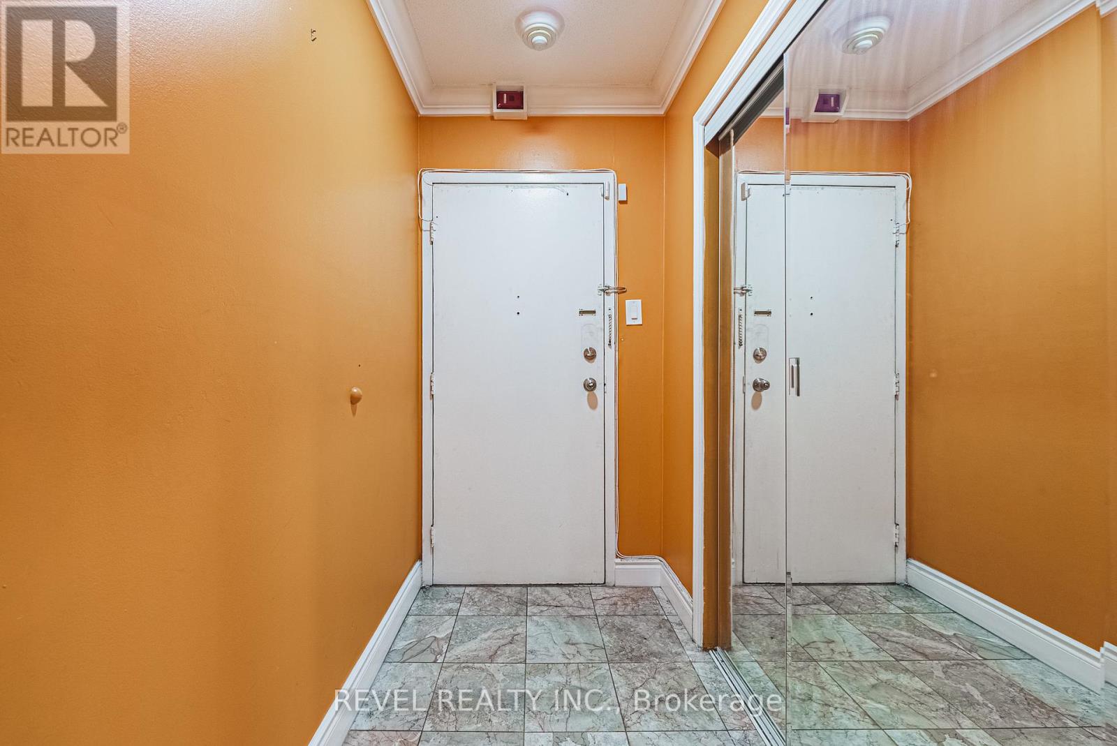 805 - 3577 Derry Road E, Mississauga, Ontario  L4T 1B3 - Photo 8 - W12201200
