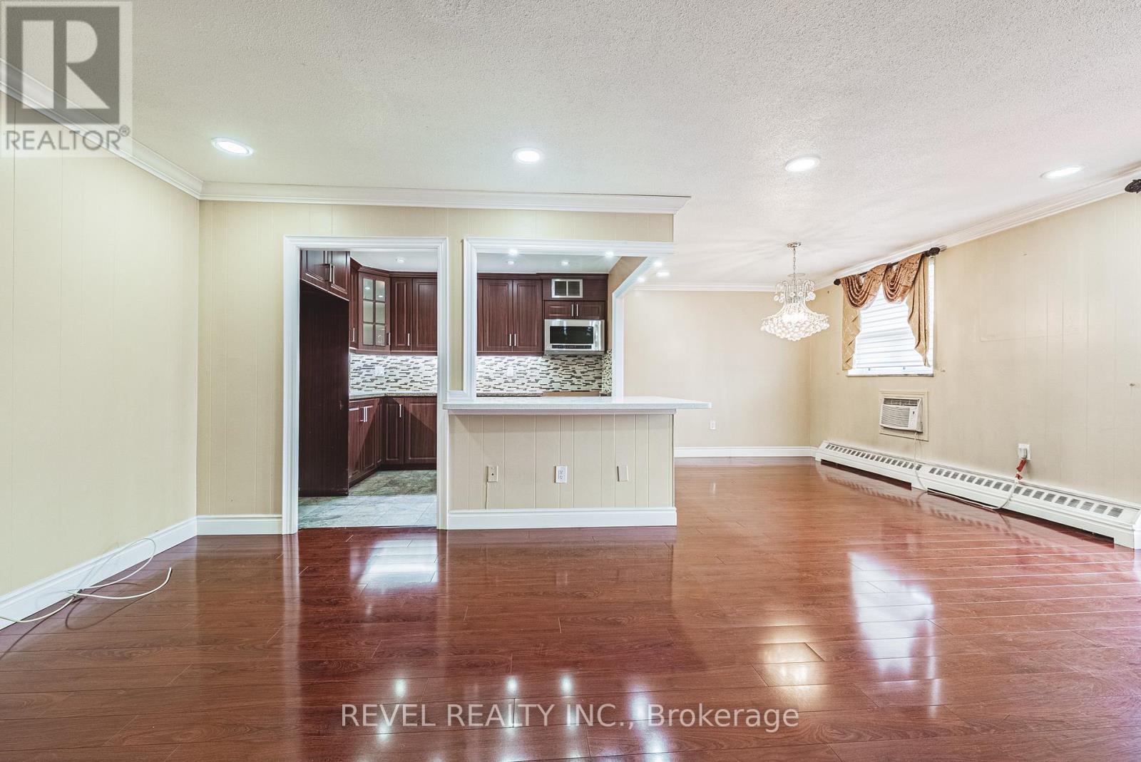 805 - 3577 Derry Road E, Mississauga, Ontario  L4T 1B3 - Photo 9 - W12201200