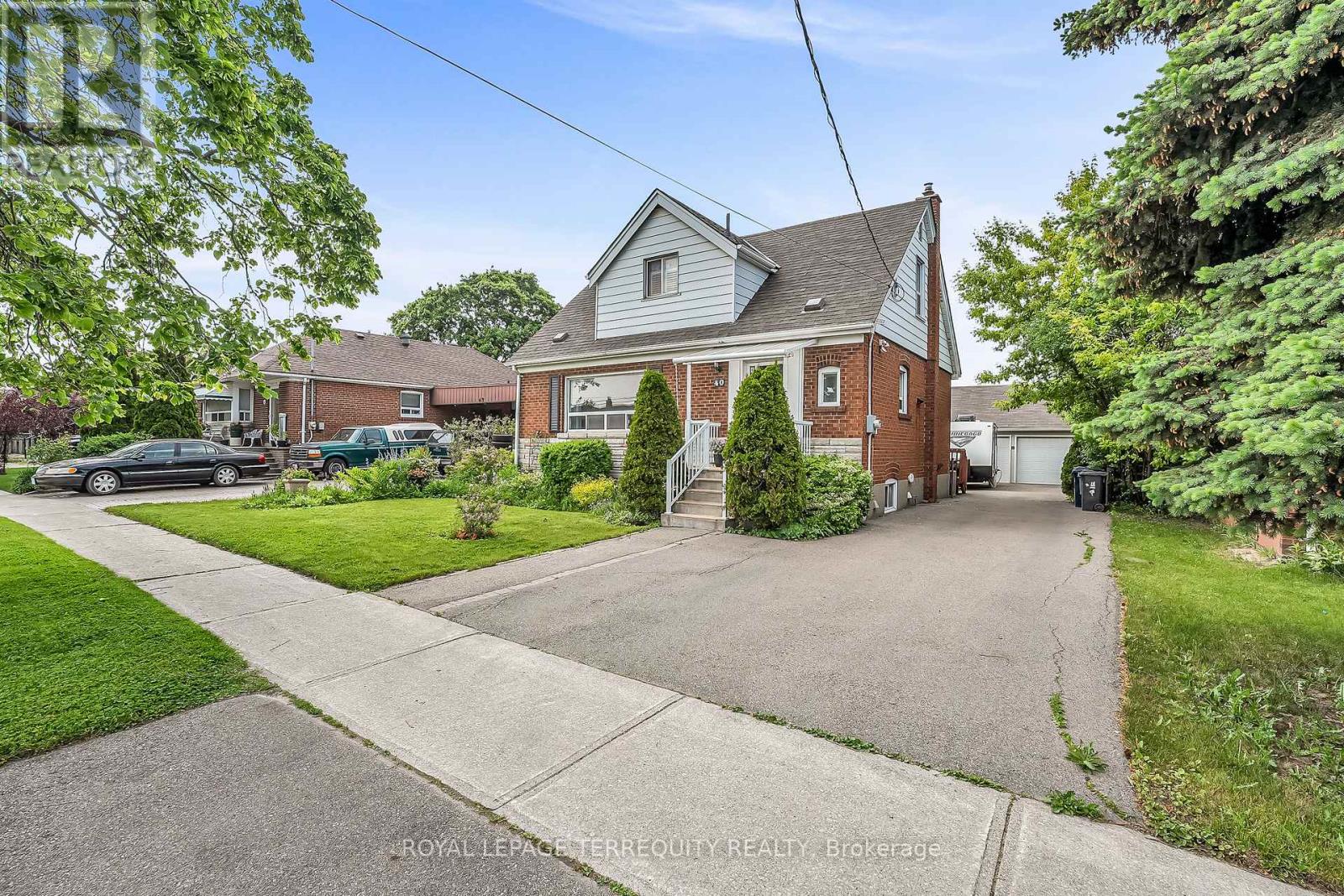 Property at 40 WHITLEY AVENUE image 1