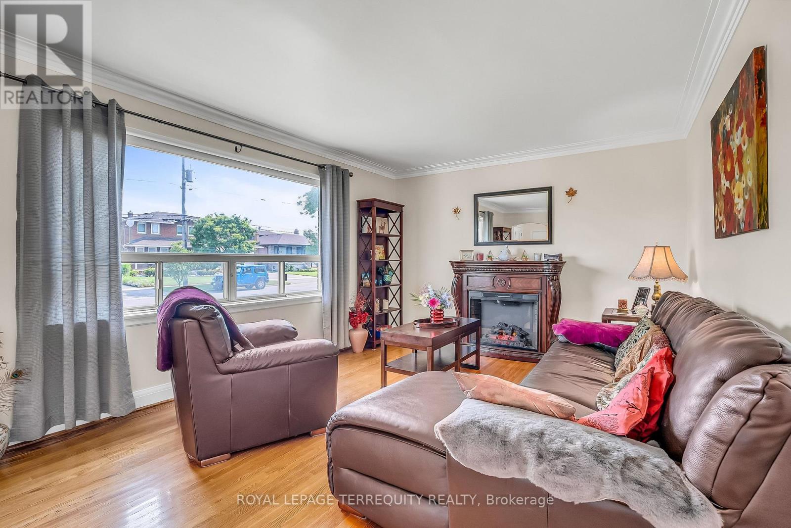 Property at 40 WHITLEY AVENUE image 3