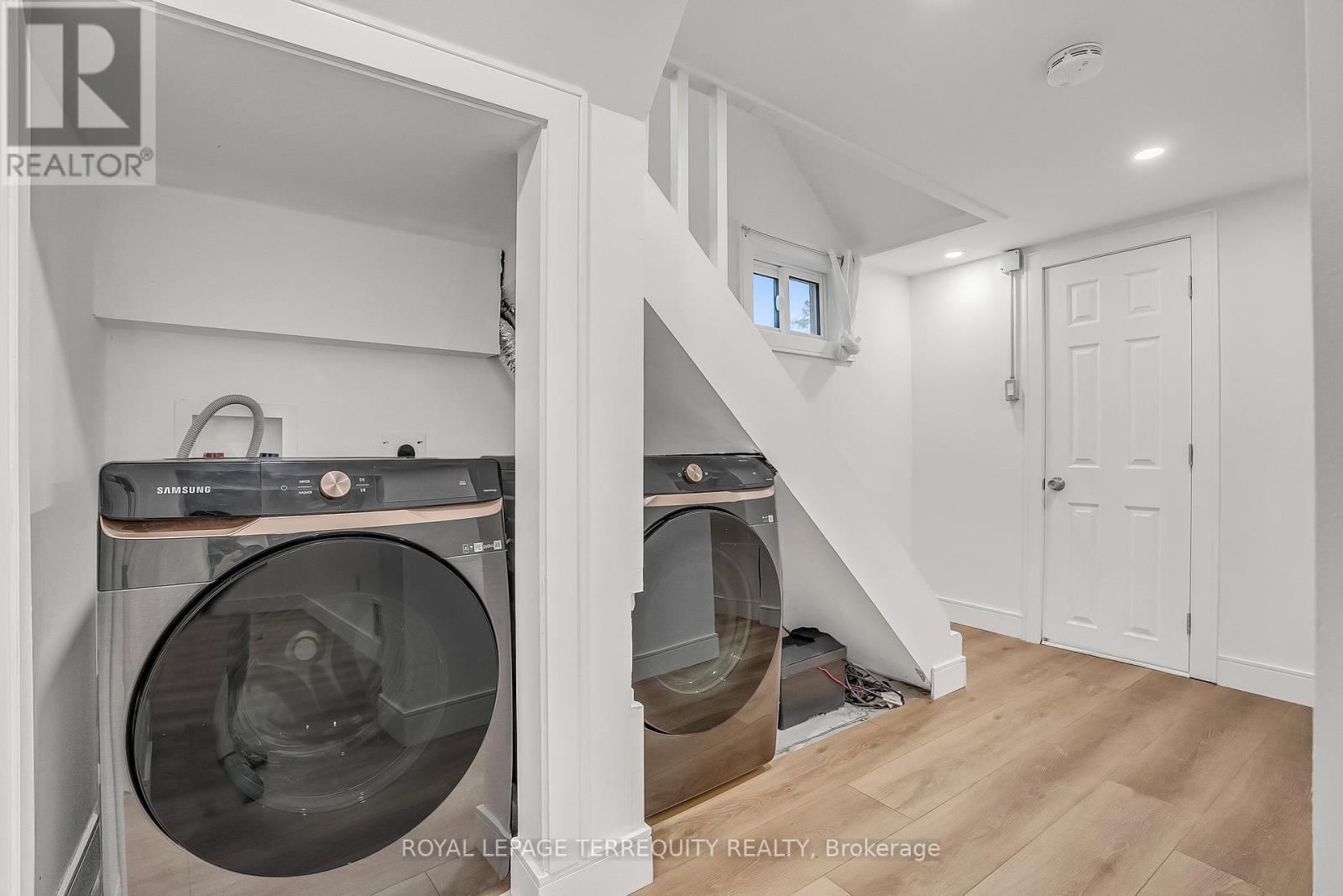 102 Guestville Avenue, Toronto, Ontario  M6N 4N6 - Photo 22 - W12201219