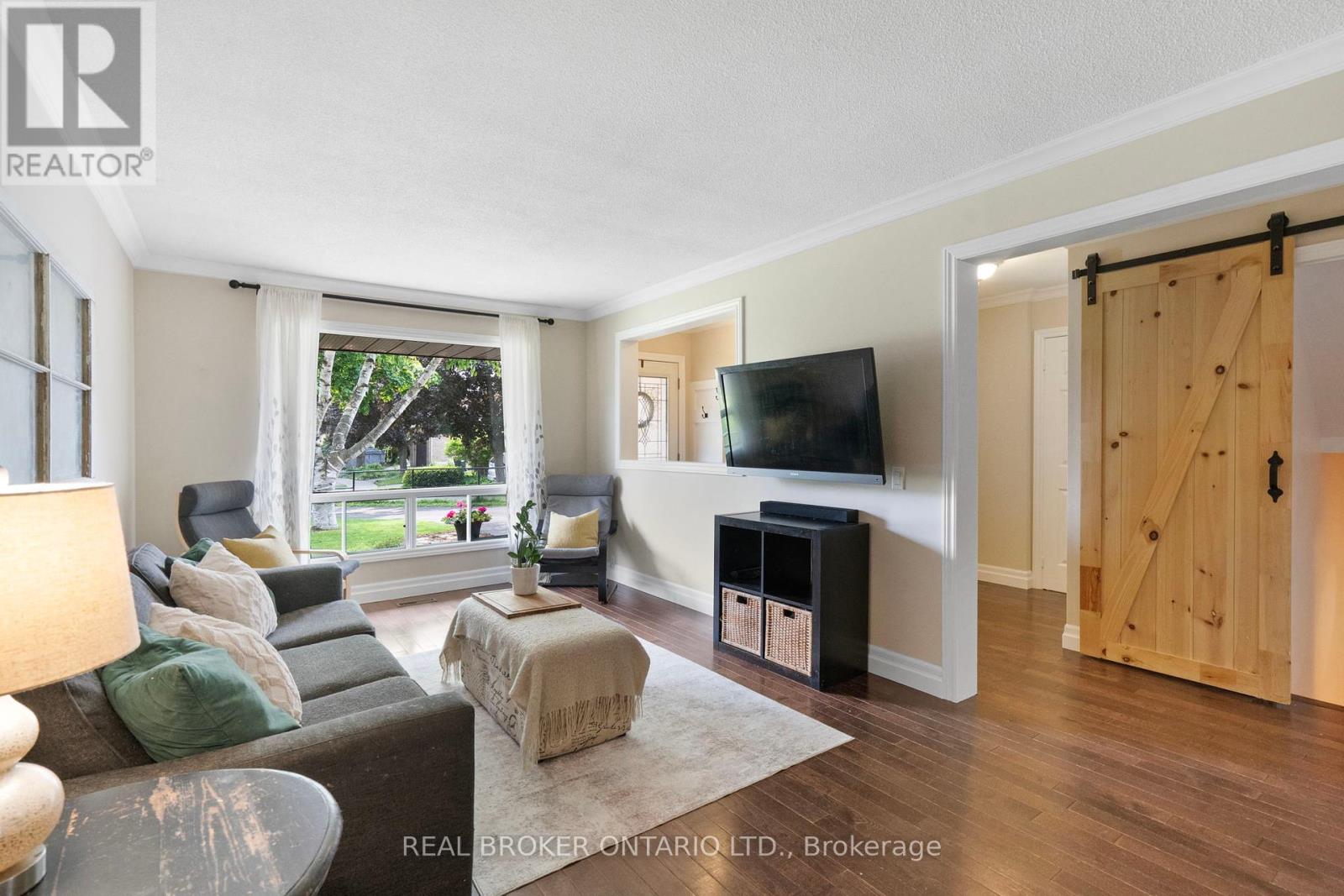92 Rawling Crescent, Brampton, Ontario  L6Z 1N8 - Photo 12 - W12201253