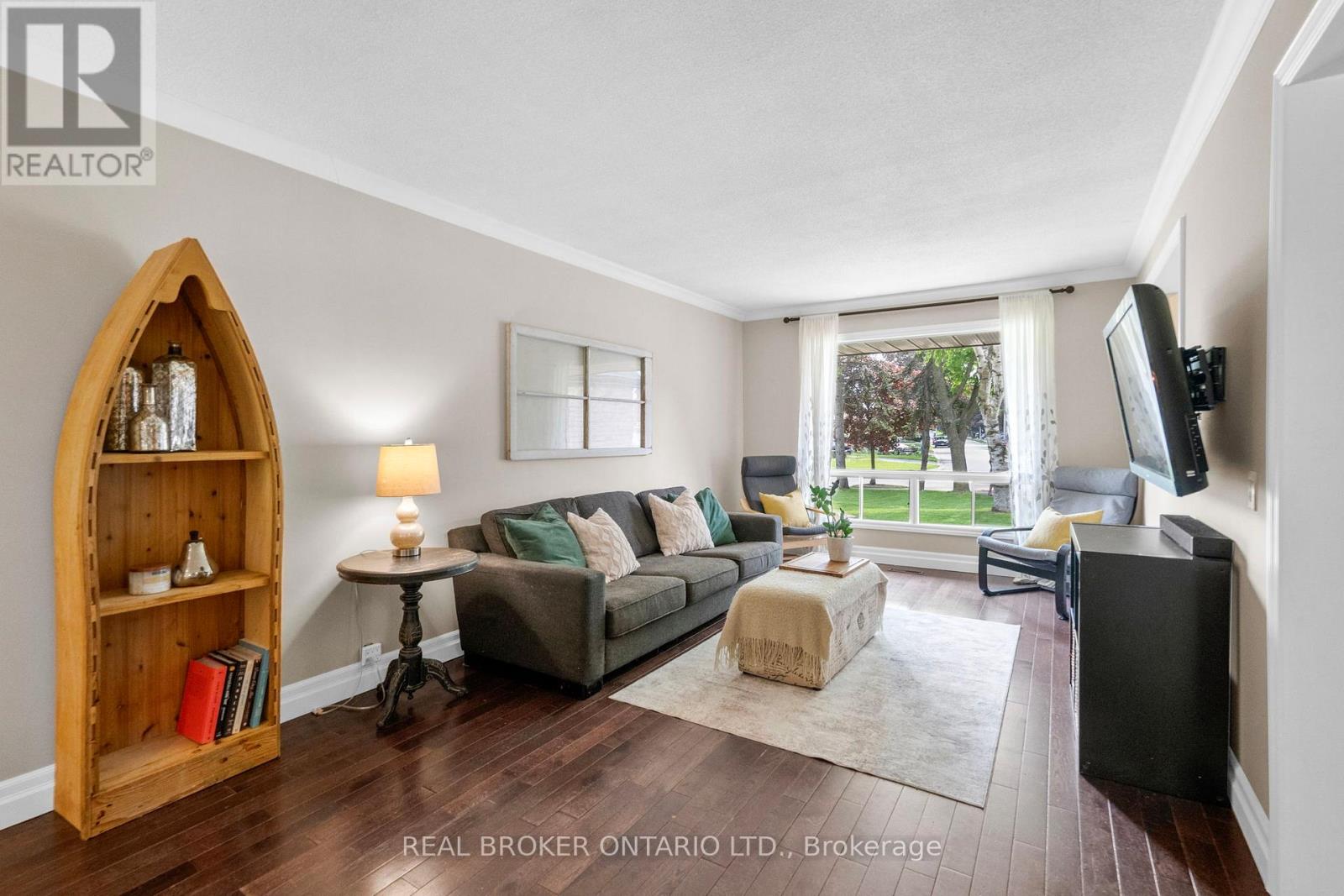 92 Rawling Crescent, Brampton, Ontario  L6Z 1N8 - Photo 13 - W12201253