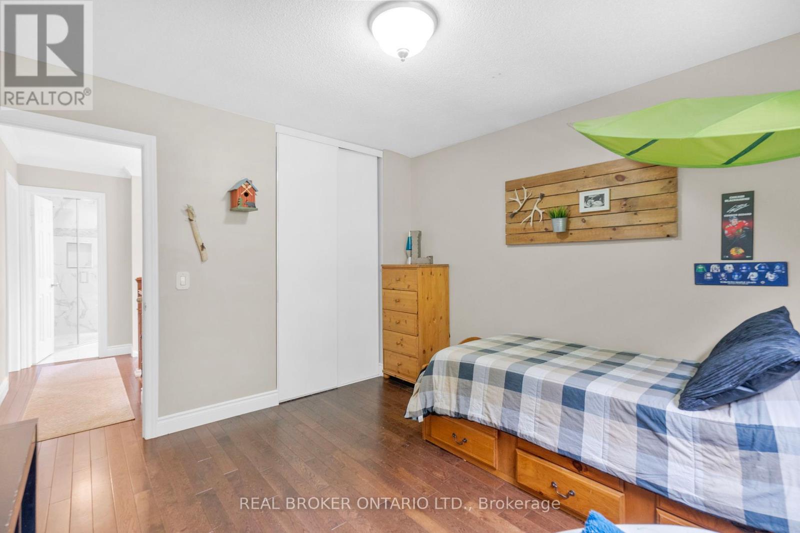 92 Rawling Crescent, Brampton, Ontario  L6Z 1N8 - Photo 33 - W12201253
