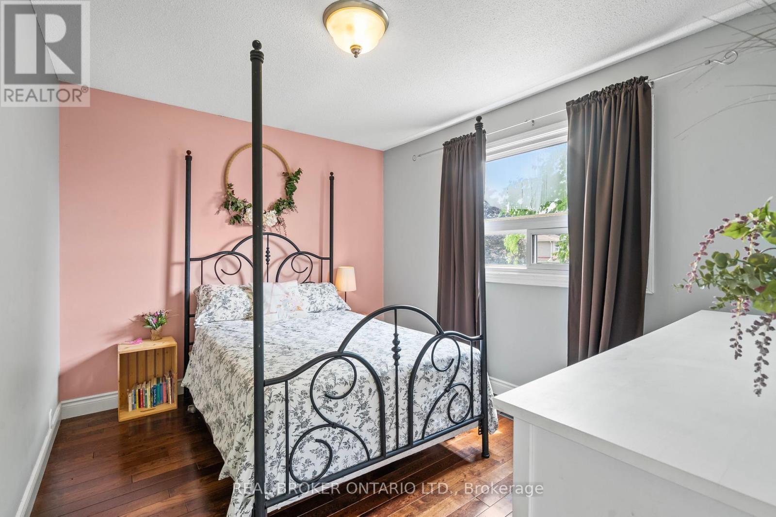 92 Rawling Crescent, Brampton, Ontario  L6Z 1N8 - Photo 34 - W12201253