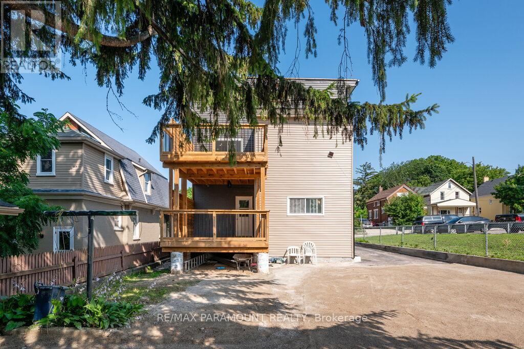 103 Peter Street, Kitchener, Ontario  N2G 3K1 - Photo 39 - X12201177