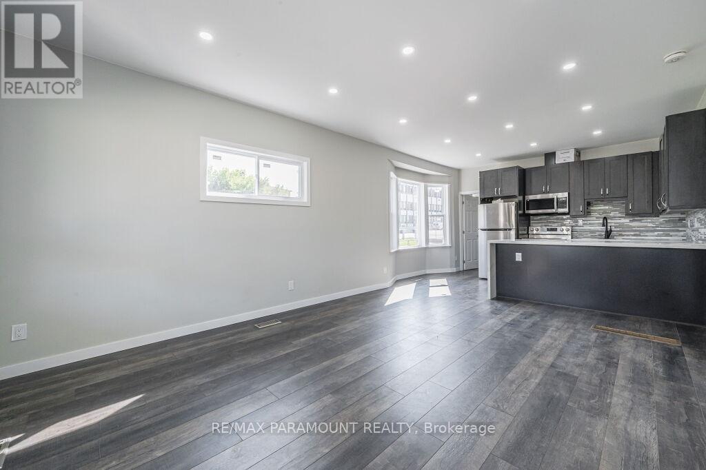 103 Peter Street, Kitchener, Ontario  N2G 3K1 - Photo 4 - X12201177