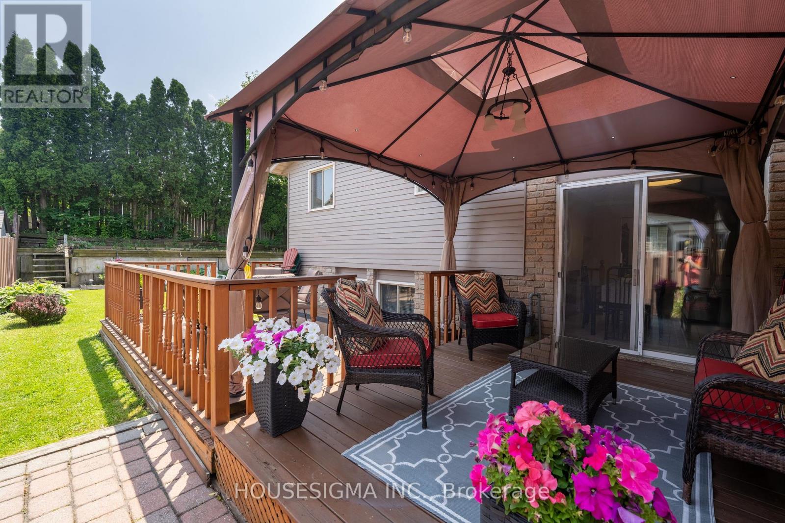 73 Athenia Drive, Hamilton (Stoney Creek Mountain), Ontario  L8J 1S4 - Photo 40 - X12201231