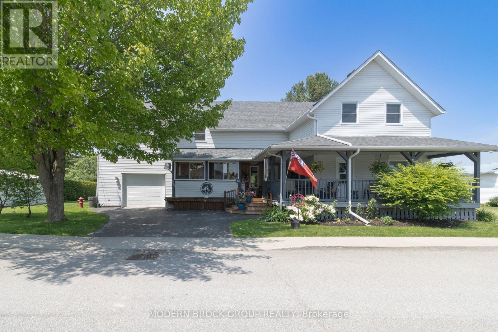 36 Wellington Street E, Athens, Ontario  K0E 1B0 - Photo 1 - X12201302