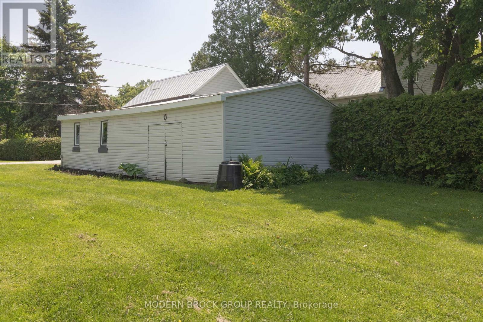 36 Wellington Street E, Athens, Ontario  K0E 1B0 - Photo 35 - X12201302
