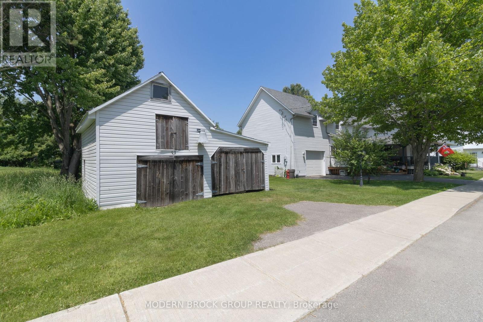 36 Wellington Street E, Athens, Ontario  K0E 1B0 - Photo 36 - X12201302