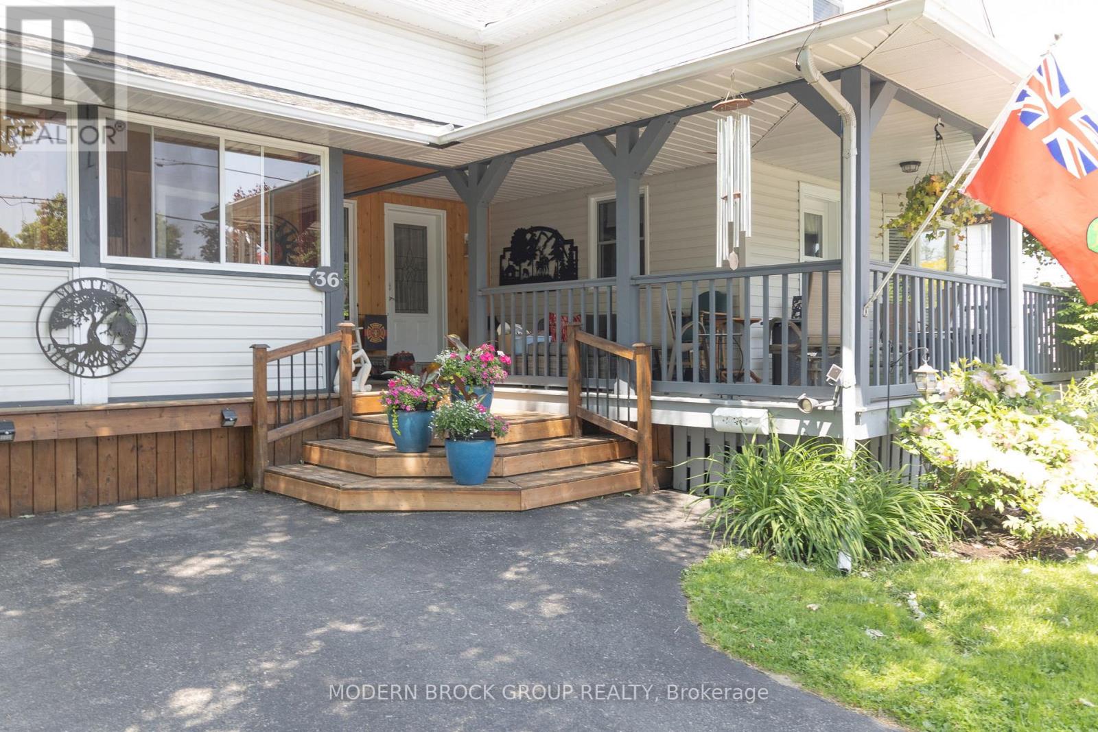 36 Wellington Street E, Athens, Ontario  K0E 1B0 - Photo 4 - X12201302