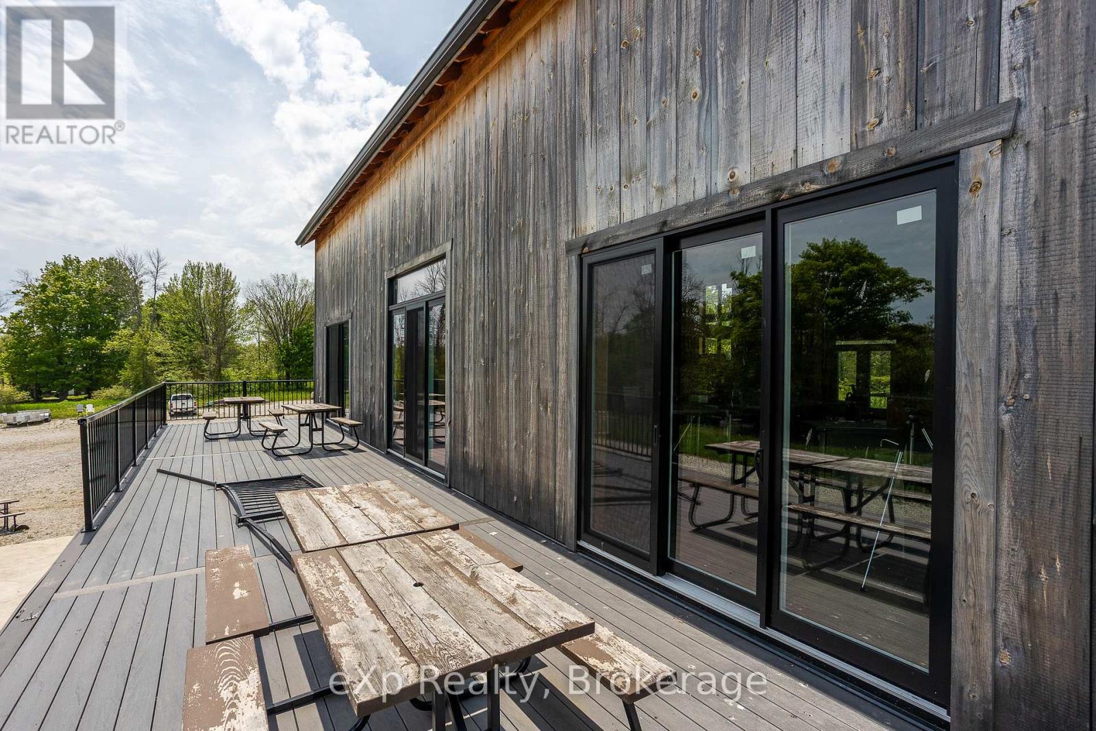 382137 Concession Rd 17, Georgian Bluffs, Ontario  N0H 2T0 - Photo 33 - X12201256