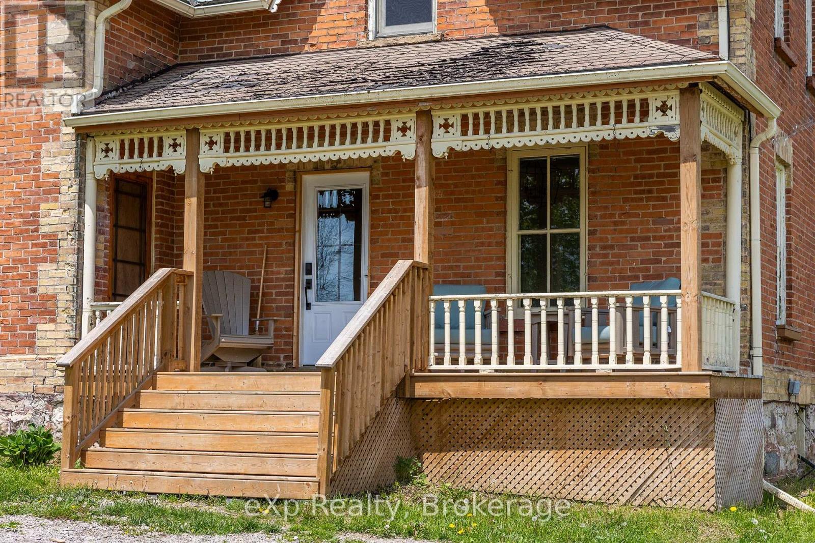 382137 Concession Rd 17, Georgian Bluffs, Ontario  N0H 2T0 - Photo 4 - X12201256