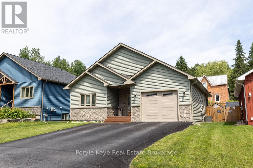 86 Chaffey Township Road, Huntsville, Ontario  P1H 1C8 - Photo 10 - X12201308