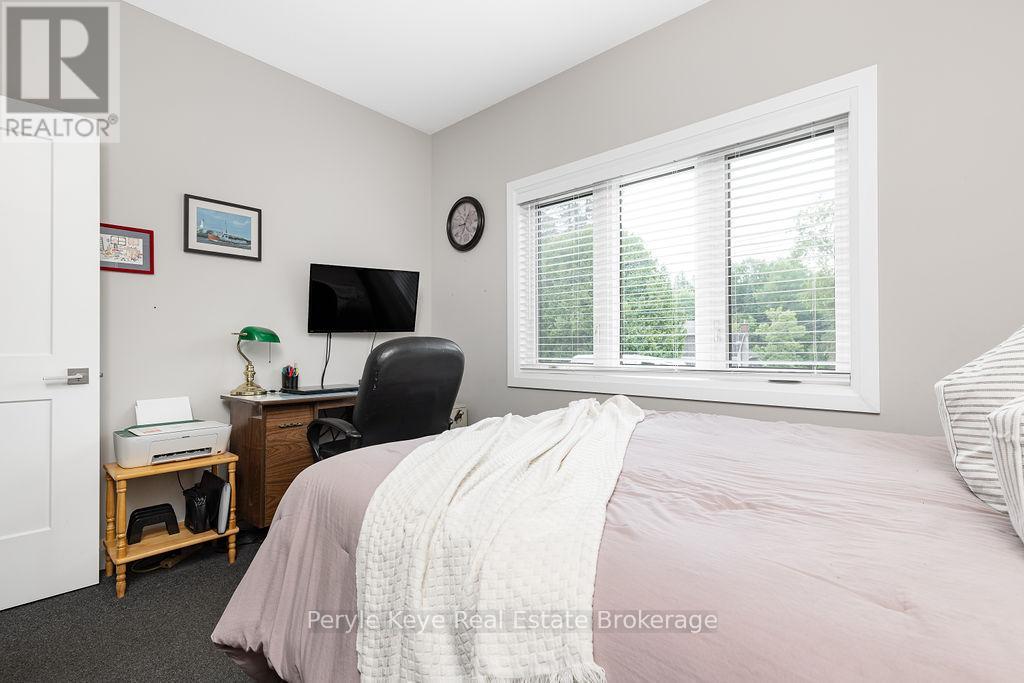 86 Chaffey Township Road, Huntsville, Ontario  P1H 1C8 - Photo 15 - X12201308