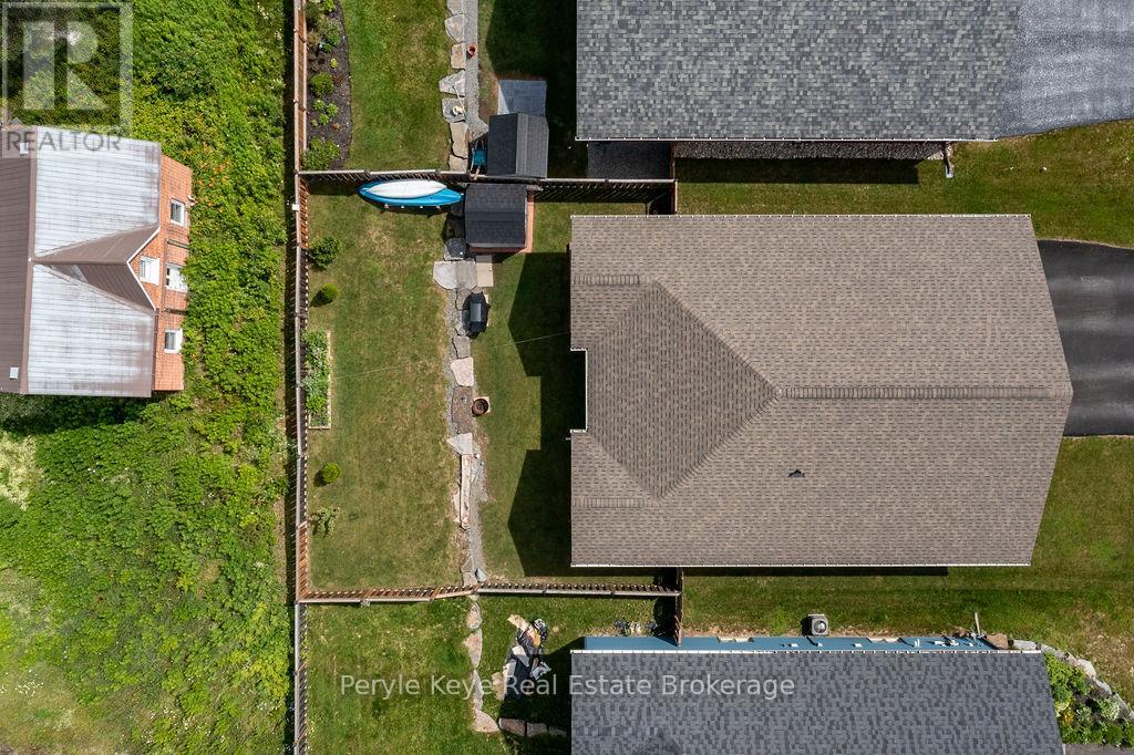 86 Chaffey Township Road, Huntsville, Ontario  P1H 1C8 - Photo 8 - X12201308
