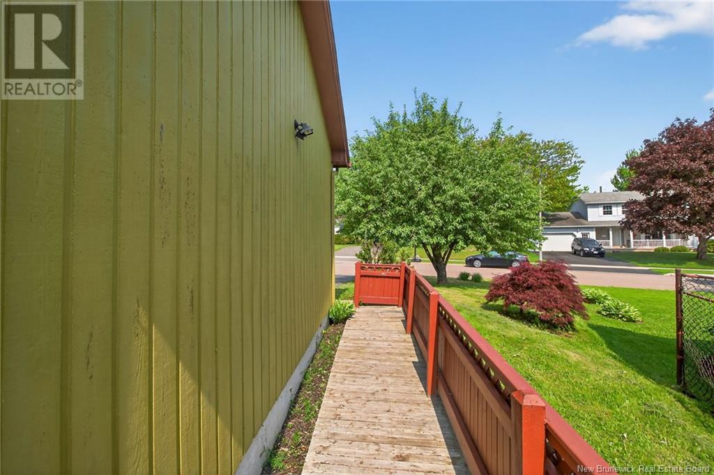 Property at 96 Teakwood Way image 5