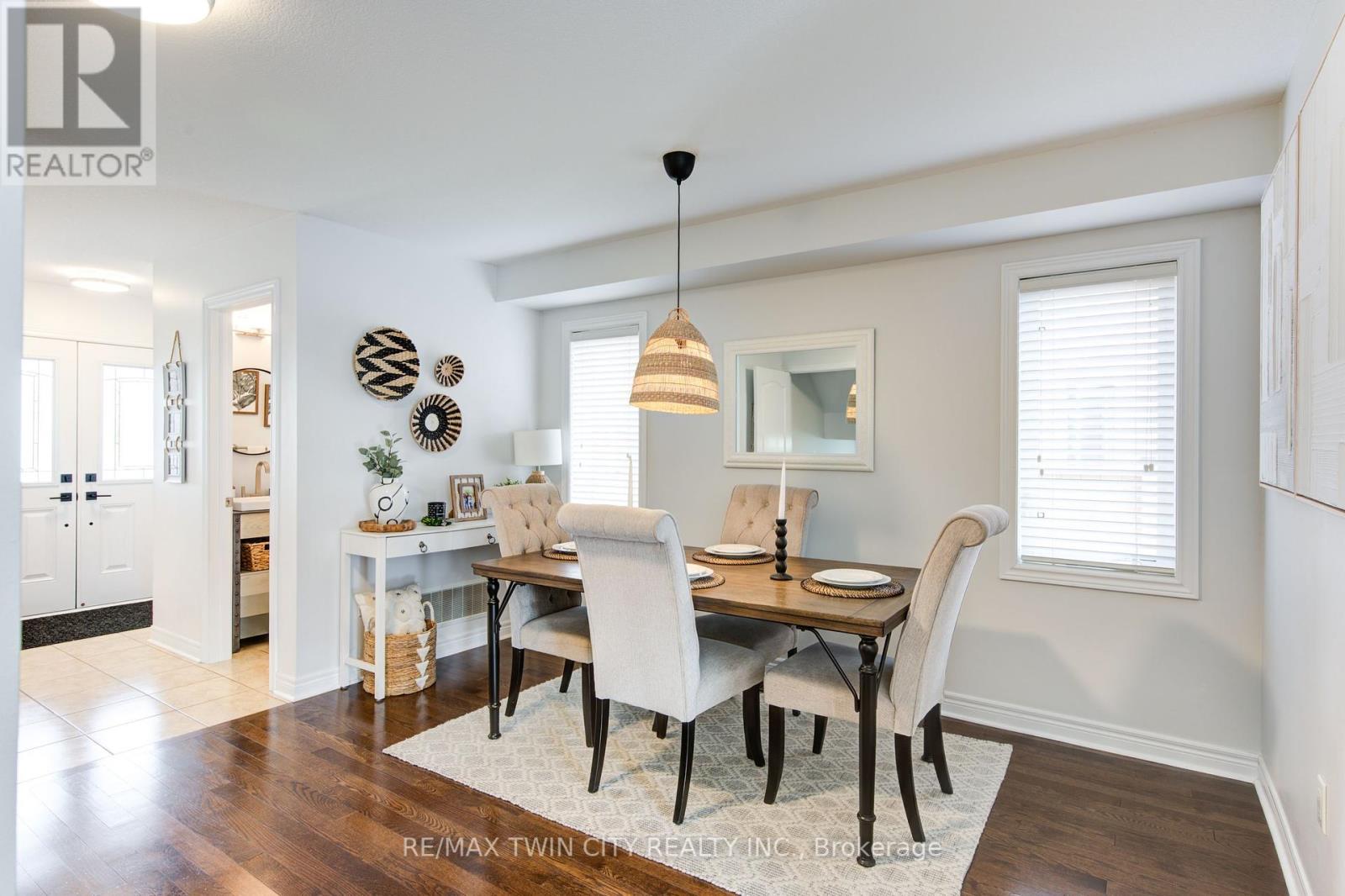 629 Baldwin Crescent, Woodstock, Ontario  N4T 0G5 - Photo 6 - X12153091
