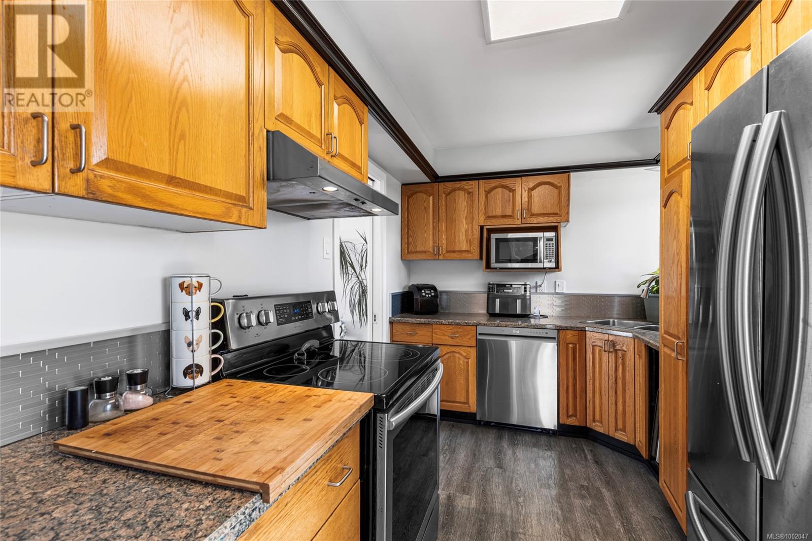 121 Elroy Pl, Langford, British Columbia  V9B 3L8 - Photo 15 - 1002047
