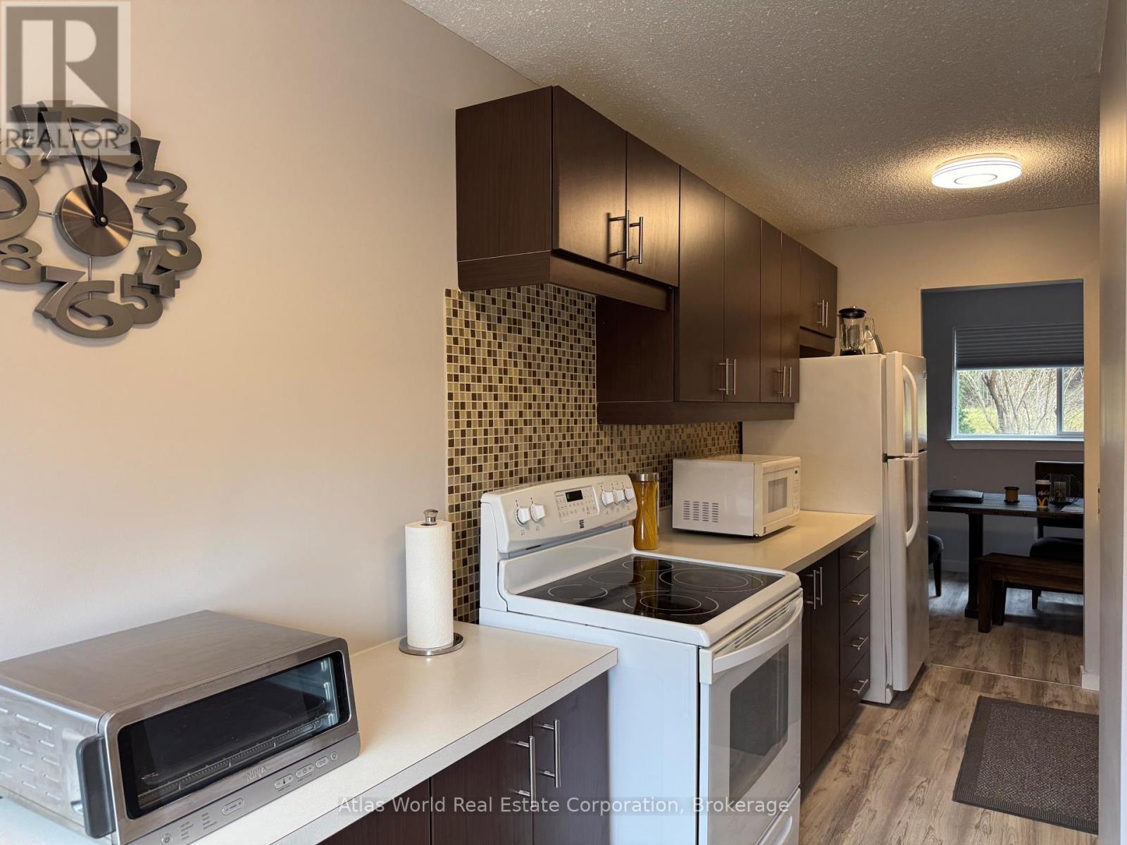76 - 76 Laurie Crescent, Owen Sound, Ontario  N4K 6C3 - Photo 11 - X12103148
