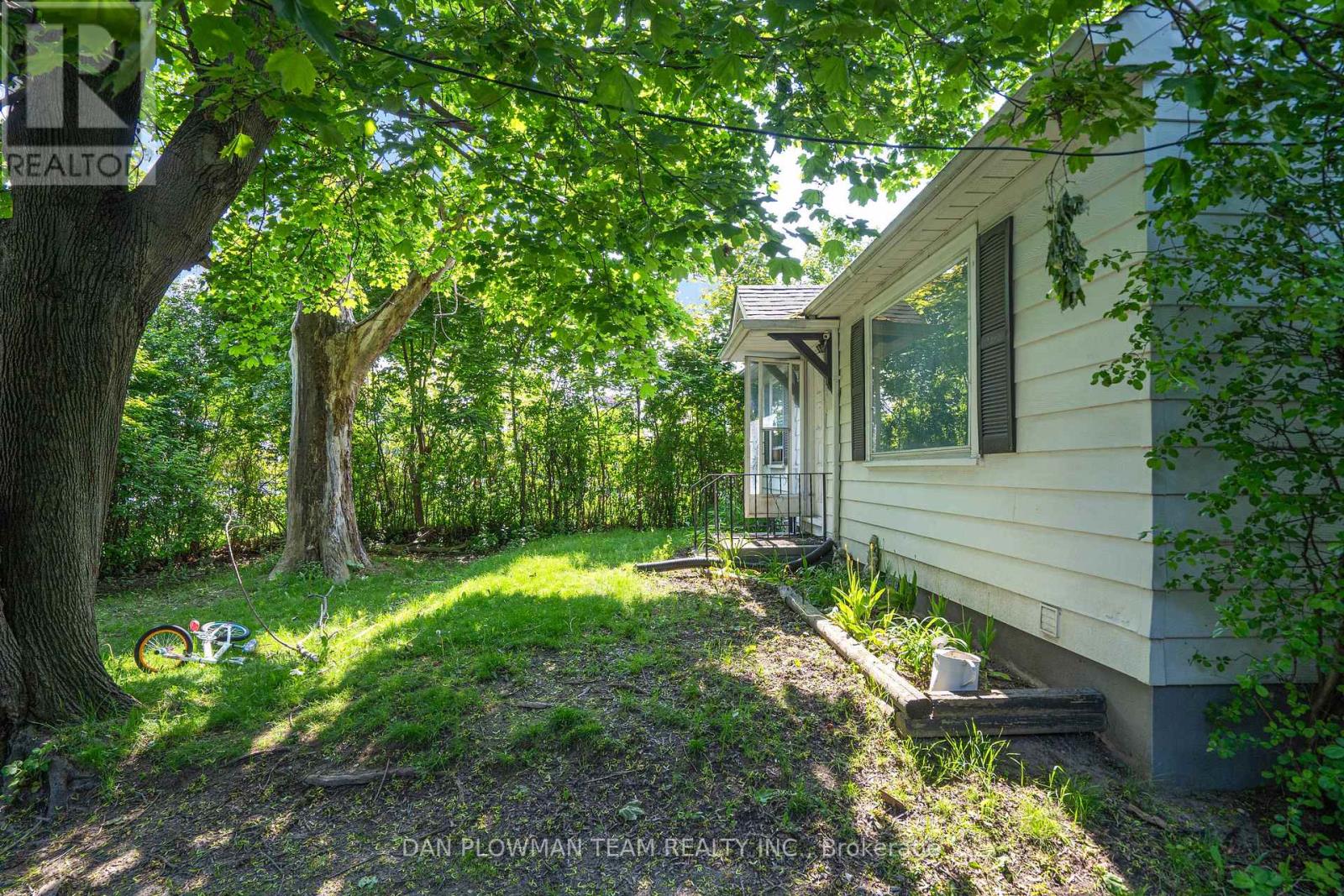 554 Veterans Road, Oshawa, Ontario  L1H 3N5 - Photo 4 - E12200723