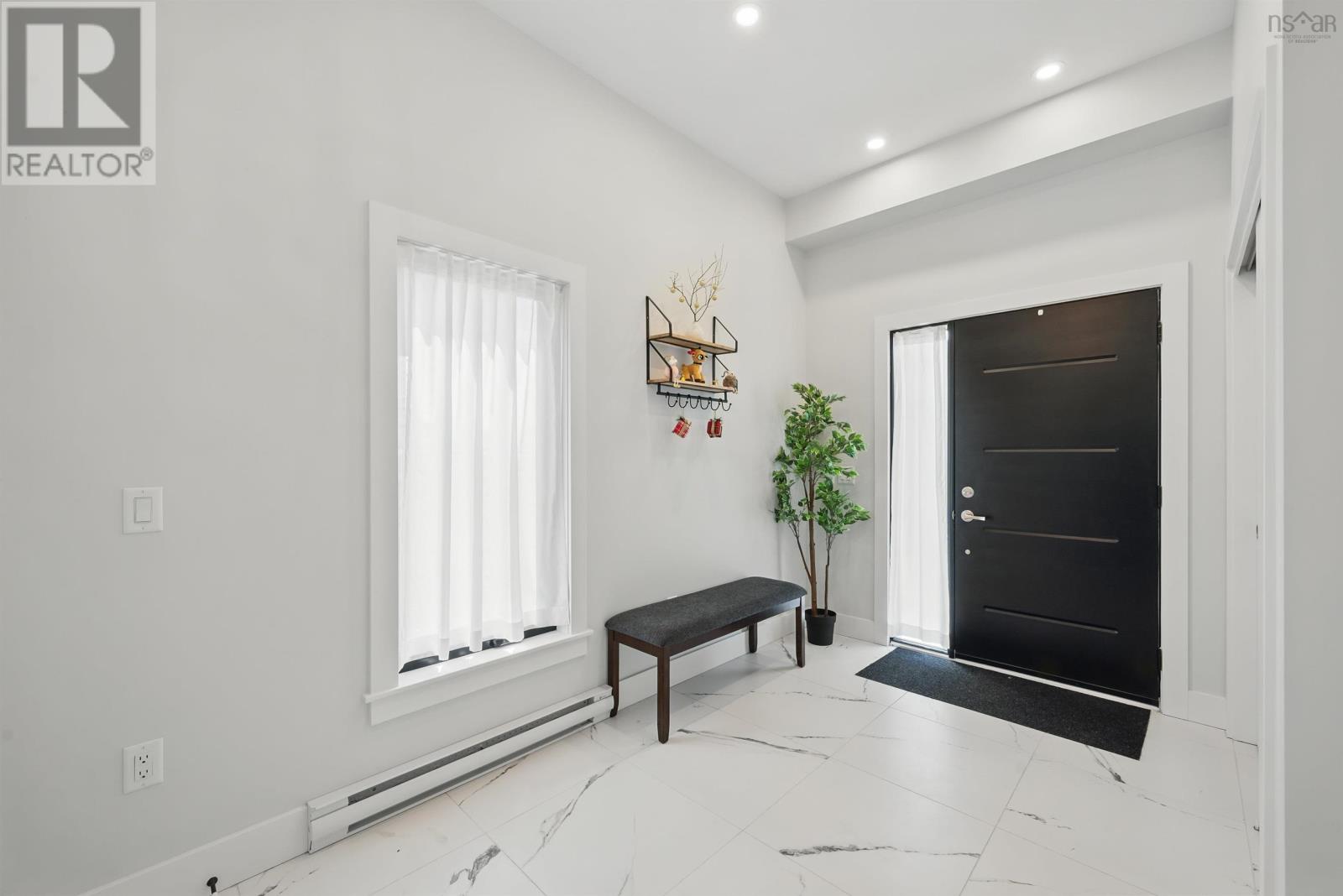 Property at 19 Trekker Drive image 2