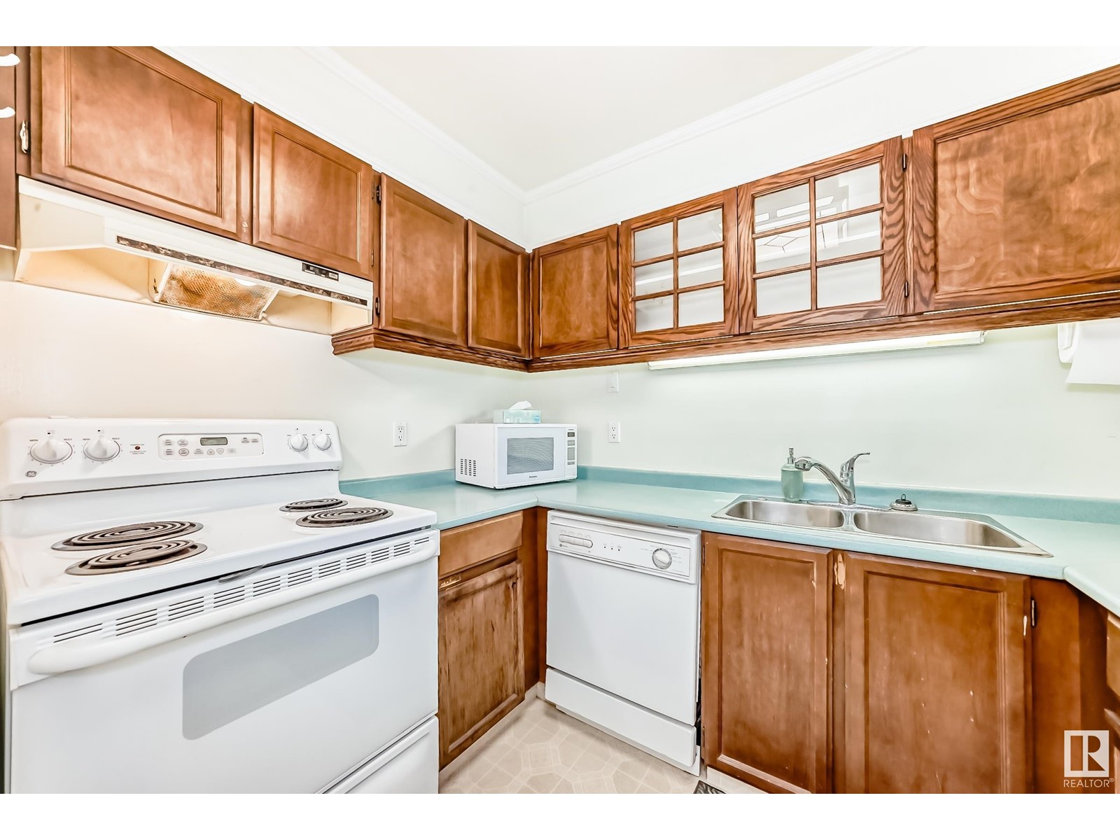 #408 10139 117 St Nw, Edmonton, Alberta  T5K 2L3 - Photo 7 - E4440787