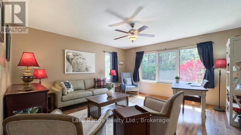 201 Shadywood Crescent, Huron-Kinloss, Ontario  N2Z 2X3 - Photo 6 - X12201336