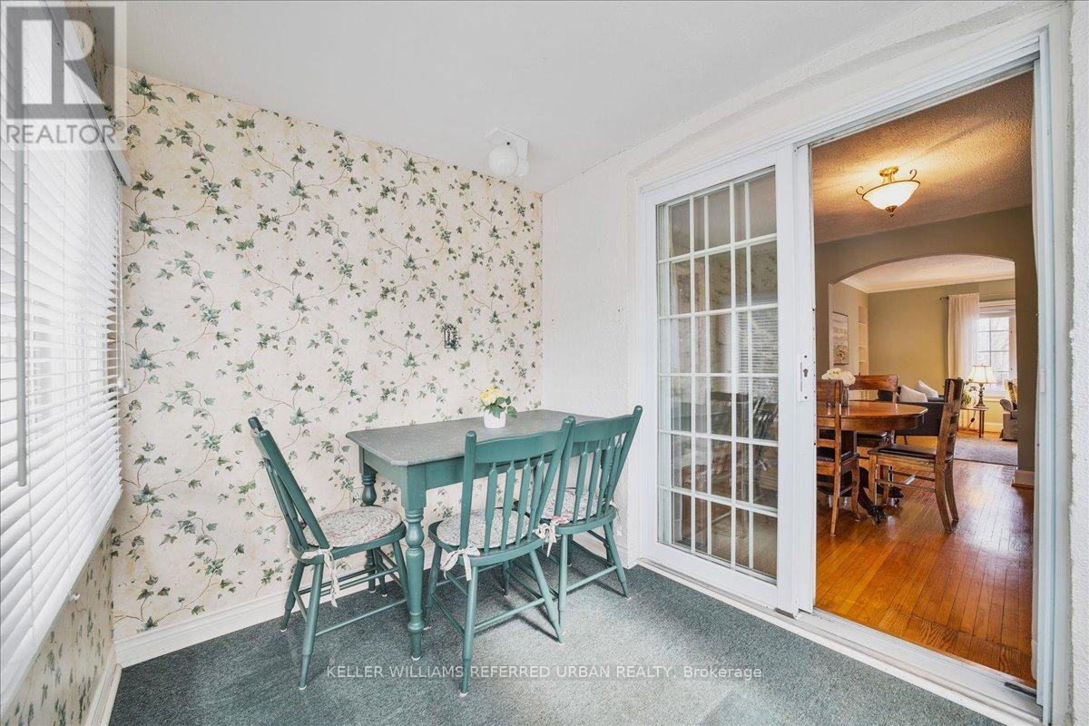 8 Abbotsford Road, Toronto, Ontario  M2N 2P7 - Photo 14 - C12201312