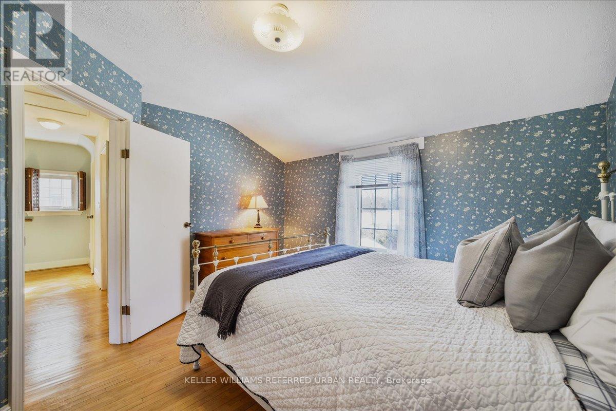 8 Abbotsford Road, Toronto, Ontario  M2N 2P7 - Photo 22 - C12201312