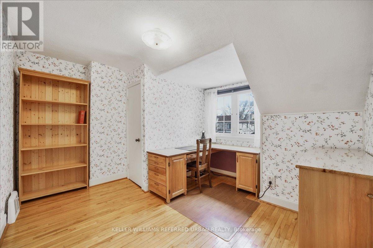 8 Abbotsford Road, Toronto, Ontario  M2N 2P7 - Photo 25 - C12201312