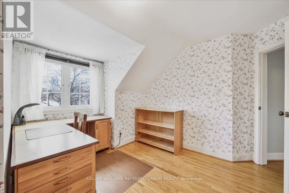 8 Abbotsford Road, Toronto, Ontario  M2N 2P7 - Photo 26 - C12201312