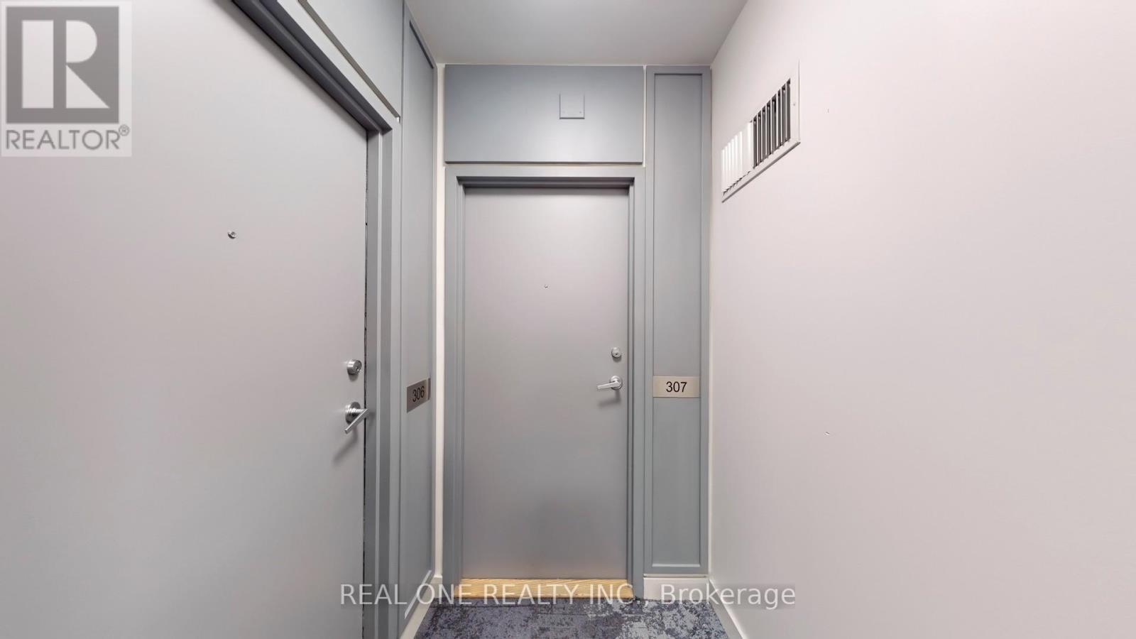 307 - 5 Mariner Terrace, Toronto, Ontario  M5V 3V6 - Photo 7 - C12201327